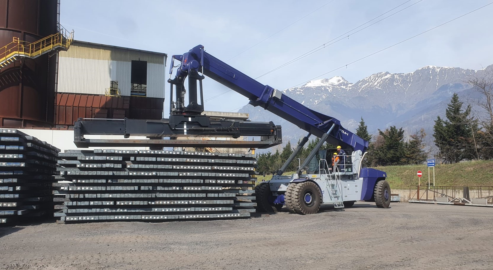 Reach-Stacker FTMH FT45-70